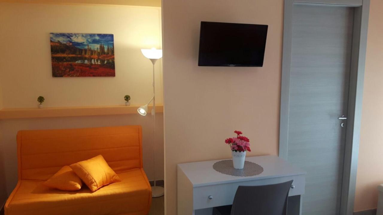 Mariane Bed & Breakfast Фавара Екстериор снимка