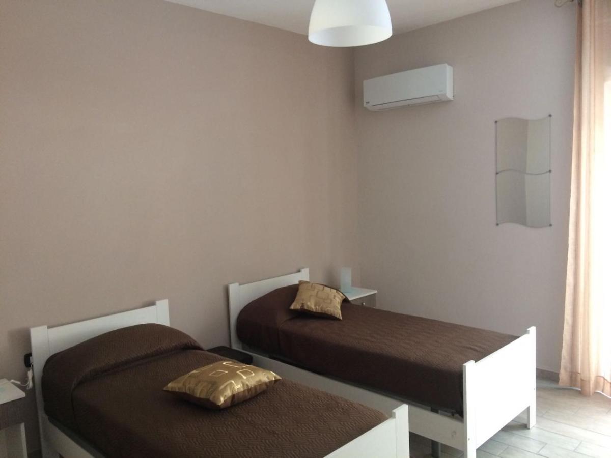 Mariane Bed & Breakfast Фавара Екстериор снимка